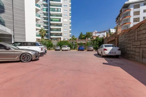 Stylish 1+1 Apartment in Alanya, Mahmutlar