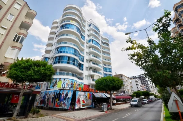 Alanya'da Satılık Ekonomik ve Eşyalı 2+1 Daire