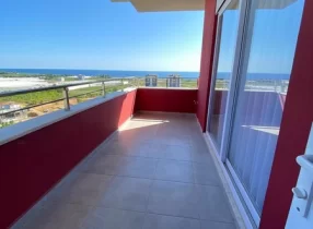 Havuzlu ve Büyüleyici Deniz Manzaralı Eşyalı 4+1 Dubleks Daire
