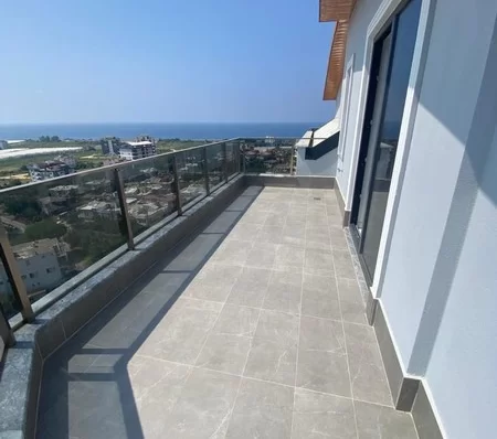 Panoramik Manzaralı ve Son Teknoloji Olanaklara Sahip Lüks Daireler Hizmete Açılıyor