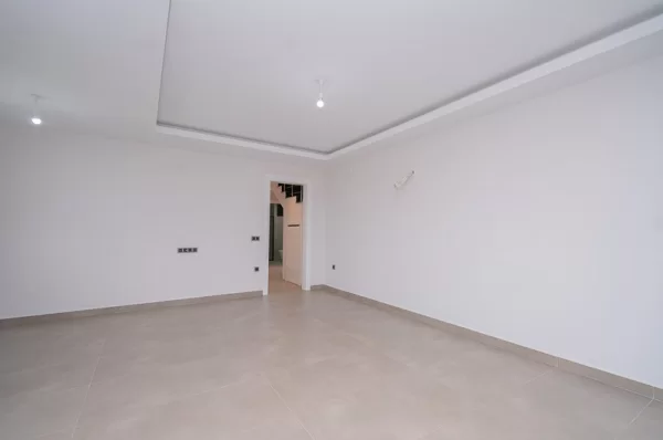 Just 100 Meters to Sea Newly Apartments and Penthouses for Sale in Alanya