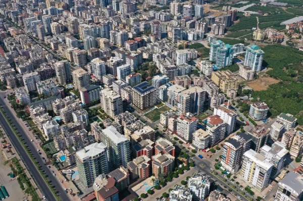 Just 100 Meters to Sea Newly Apartments and Penthouses for Sale in Alanya