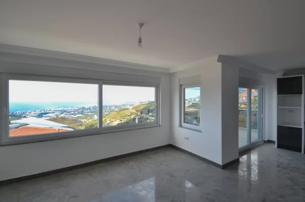An Exceptional 3+2 Duplex with Panoramic Sea Views Property in Alanya Demirtas