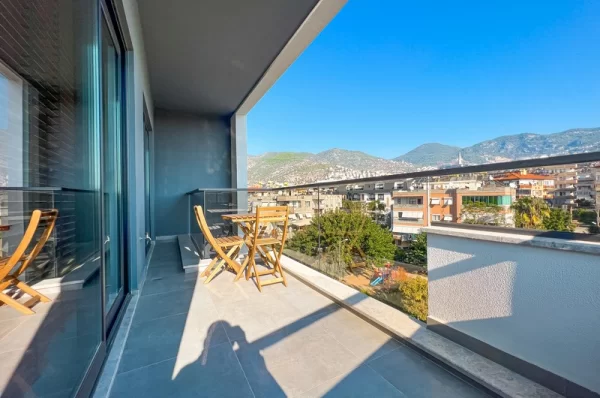 Invest in Luxury Living in Kleopatra, Alanya Stunning Duplex Apartment for Sale