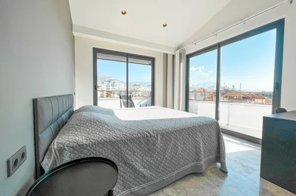 Invest in Luxury Living in Kleopatra, Alanya Stunning Duplex Apartment for Sale