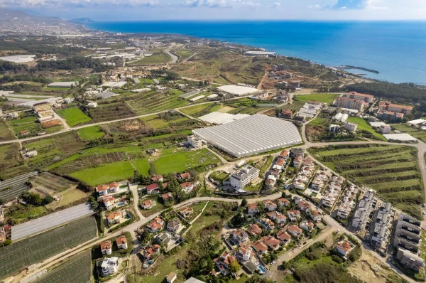 Alanya Türkler'de Havuzlu Lüks 4+2 Tripleks Villa