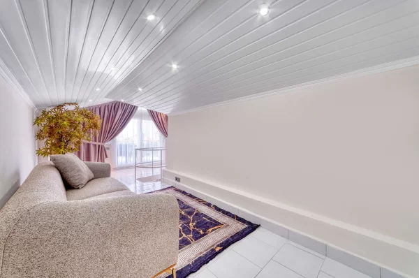 Alanya Türkler'de Havuzlu Lüks 4+2 Tripleks Villa