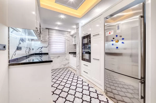 Alanya Türkler'de Havuzlu Lüks 4+2 Tripleks Villa
