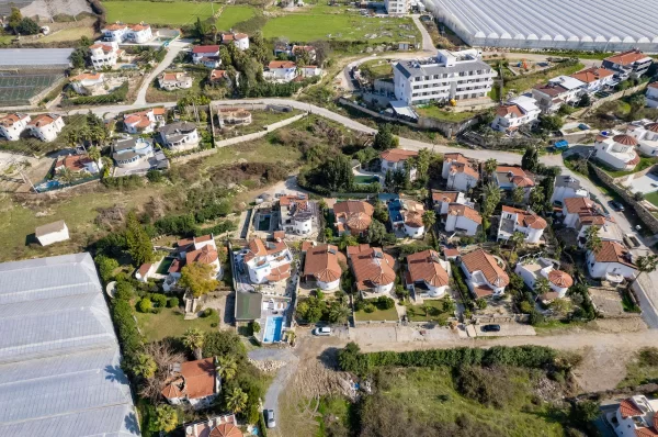 Luxurious 4+2 Triplex Villa with Pool in Alanya,Türkler