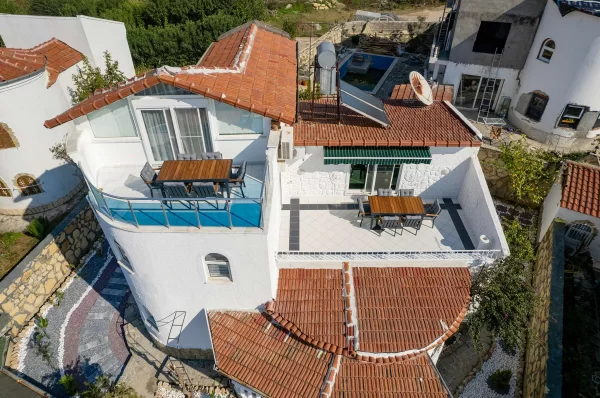 Luxurious 4+2 Triplex Villa with Pool in Alanya,Türkler
