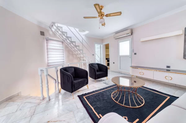 Luxurious 4+2 Triplex Villa with Pool in Alanya,Türkler