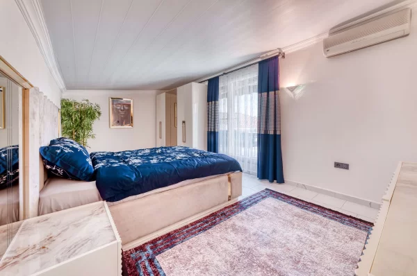 Luxurious 4+2 Triplex Villa with Pool in Alanya,Türkler