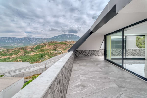 Luxury Villa in Kargicak Alanya with Turkish Citizenship Eligibility