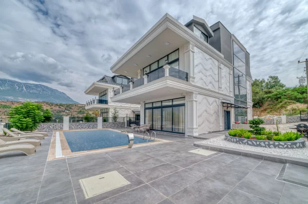 Luxury Villa in Kargicak Alanya with Turkish Citizenship Eligibility