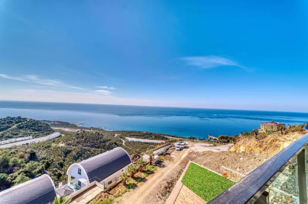 Luxury Real Estate in Kargicak Alanya with Turkish Citizenship Option
