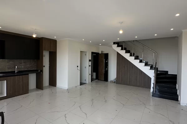 Mahmutlar Alanya'da Yatırım Fırsatı 3+1 Daire