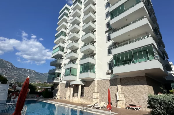 Luxury Apartment in Mahmutlar Alanya with Sea and Mountain Views