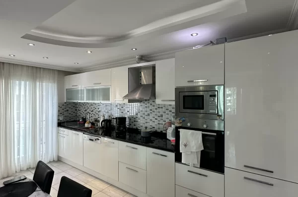 Luxury Apartment in Mahmutlar Alanya with Sea and Mountain Views