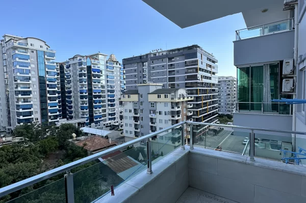 Luxury Apartment in Mahmutlar Alanya with Sea and Mountain Views