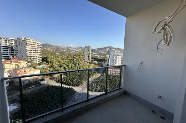 Mahmutlar Alanya'da Merkezi Konumda 1+1 Daire