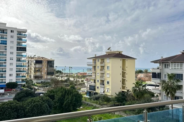 Mahmutlar Alanya'da 1+1 Daire Satılık