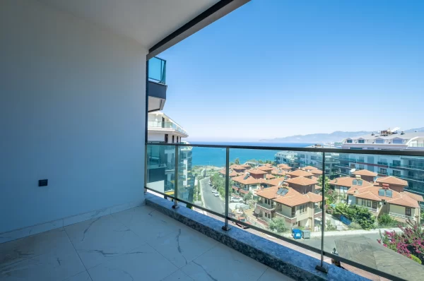 Modern Apartment in Kargicak Alanya with Pool Access