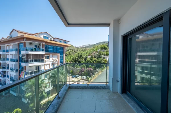 Modern Apartment in Kargicak Alanya with Pool Access