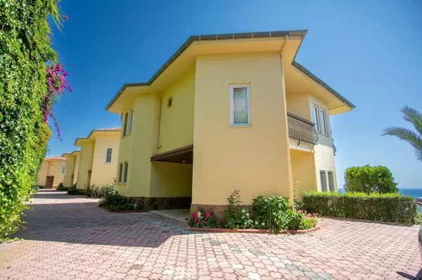 Kargicak Alanya'da Güvenli ve Konforlu 4+1 Daire