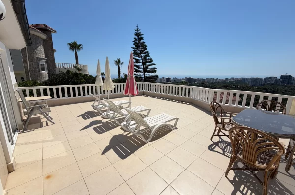 Kargicak Alanya'da 4+1 Daire Satılık