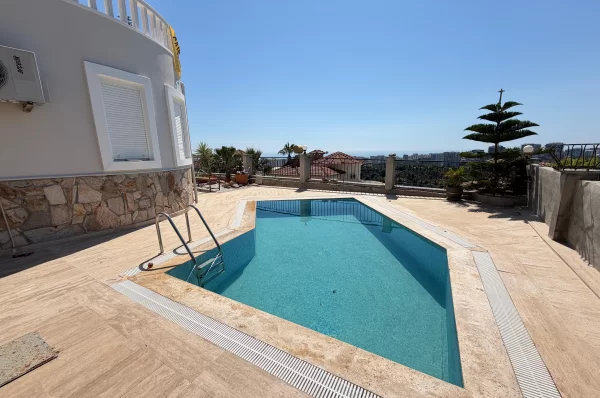 Kargicak Alanya'da 4+1 Daire Satılık
