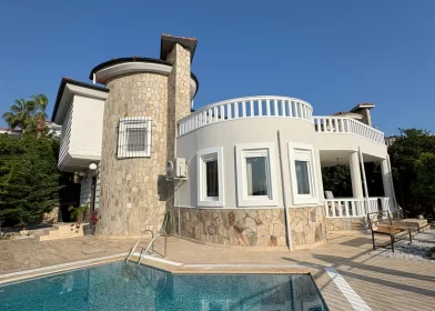 Luxurious 4 Bedroom Property in Kargicak Alanya